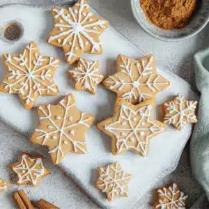 Biscuits de Noël à la cannelle et glaçage royal