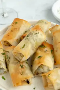 Cigares de courgette, menthe & feta