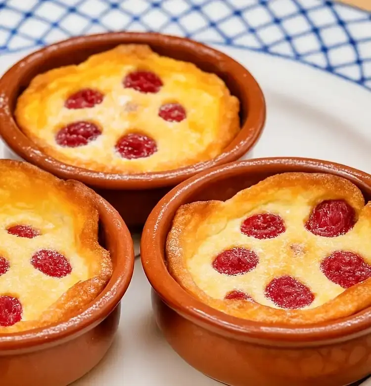 Raspberry Clafoutis &ndash; Easy & Light French Dessert