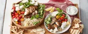 Salade style Souvlaki au poulet et Feta