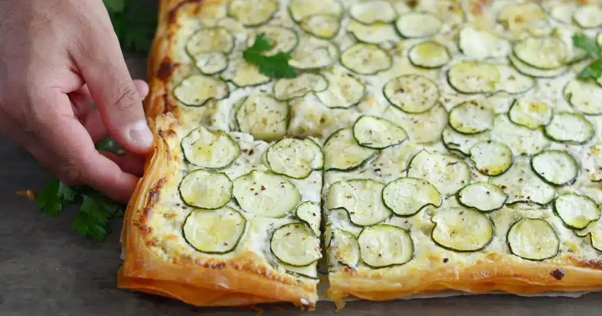 Recette Tarte filo aux courgettes - 750g.com 2 Tarte filo aux courgettes