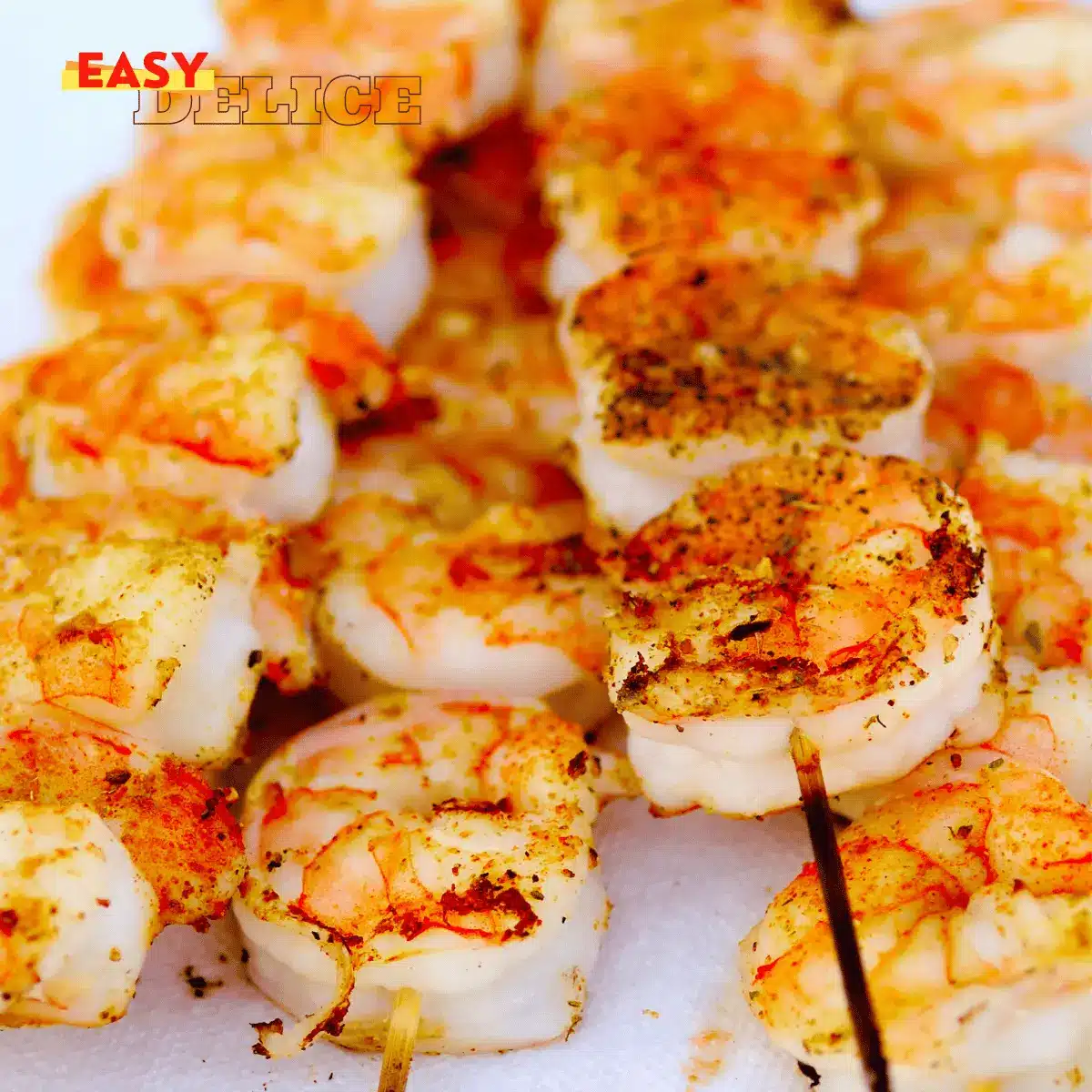 Brochettes de Crevettes Marinées au Airfryer : Recette Express et Savoureuse 2 brochettes de crevettes airfryer