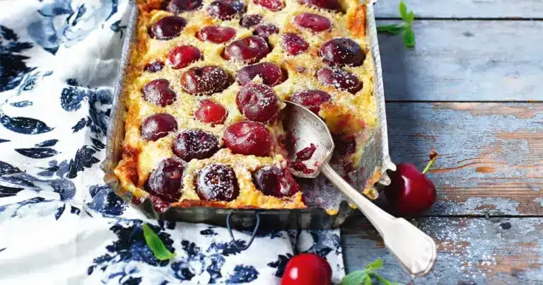 Clafoutis aux cerises traditionnel et simplissime