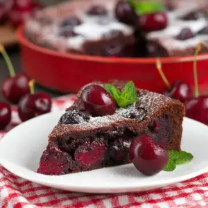 Clafoutis chocolat cerises fondant et facile
