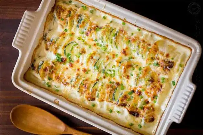 Courgettes et pommes de terre gratinées – Plat et recette