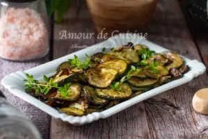 Courgettes sautées à la poêle à l’ail