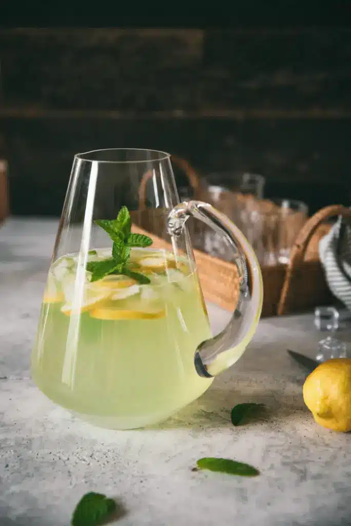Eau aromatisée menthe, citron et concombre – Recette