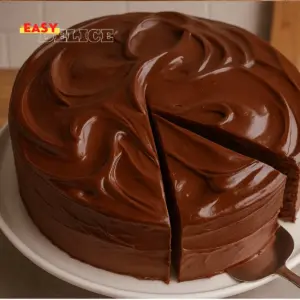 Gâteau au chocolat intense et ganache soyeuse
