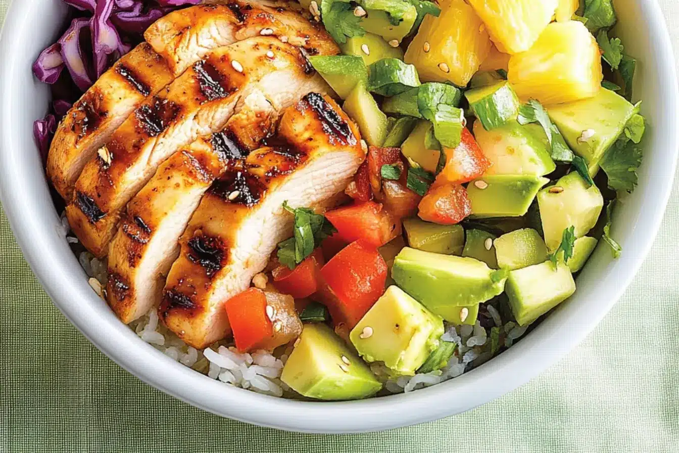 Poke bowl de poulet BBQ 2 poke bowl poulet barbecue