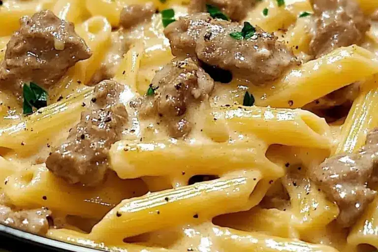 Pâtes crémeuses au bœuf et à l’ail