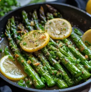 Asperges à l’ail et au citron