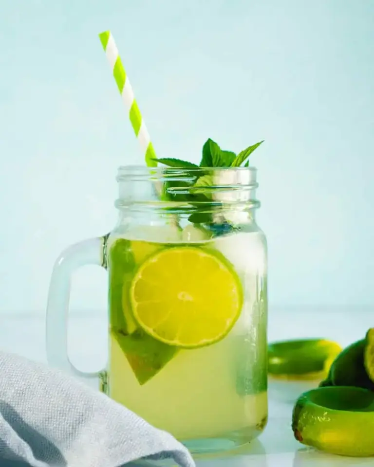 Make Fresh Limeade (Fasy & Easy!)