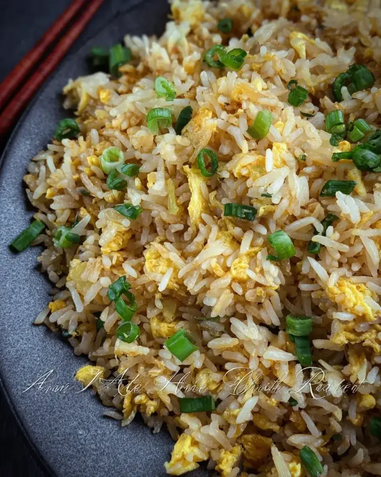 Recette du riz frit aux œufs de la cuisine chinoise
