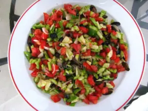 Salade de légumes croquante