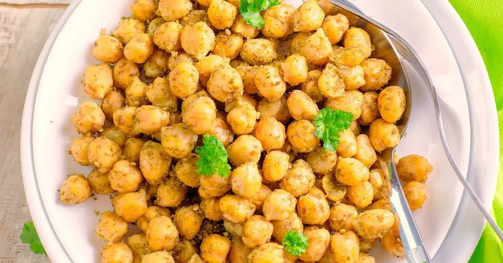 10 Terrific Chickpea Salad Recipes 2 recettes de salade aux pois chiches