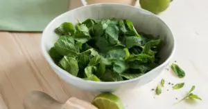 Velouté de petits pois à la menthe fraîche