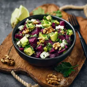 Salade betteraves avocat feta