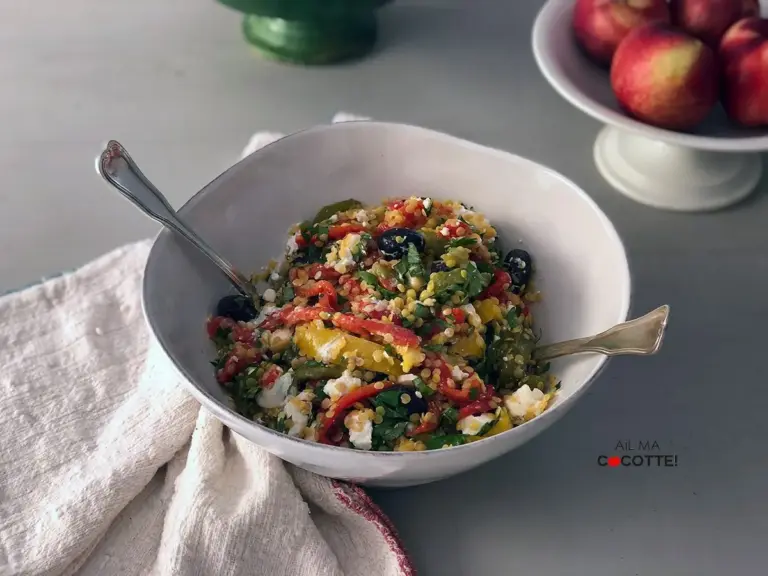 SALADE DE LENTILLES, FETA ET POIVRONS GRILLÉS –