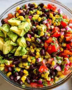 Salade mexicaine de haricots noirs et de maïs