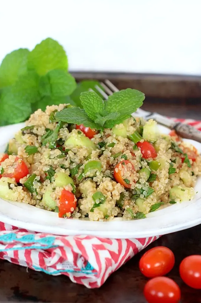 Quinoa Tabbouleh Salad (Gluten-Free & Vegan)