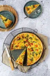 Tarte aux légumes, brocoli et carottes