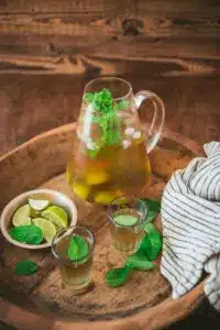 Thé glacé menthe et citron vert {Mojithé}